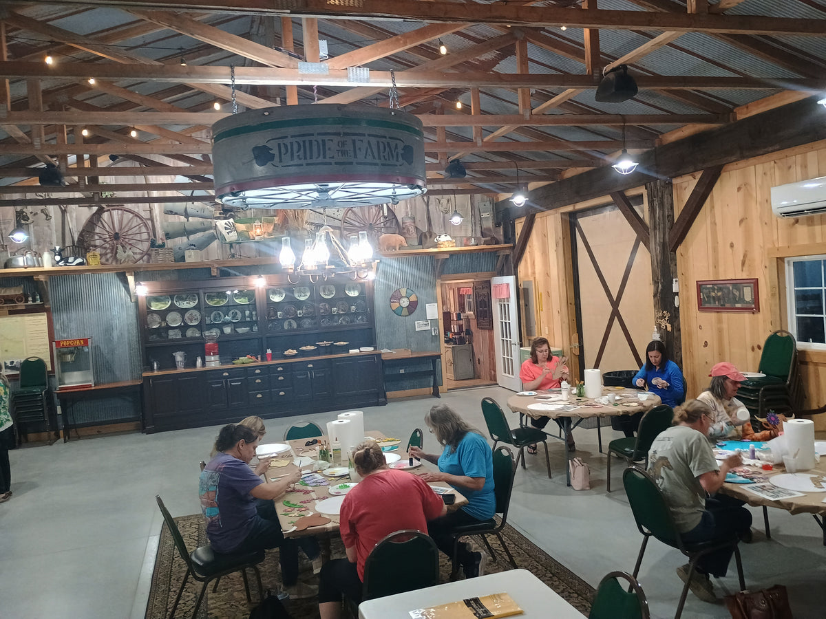 Christmas Ornament Painting Party at Country Loft - Nov 17